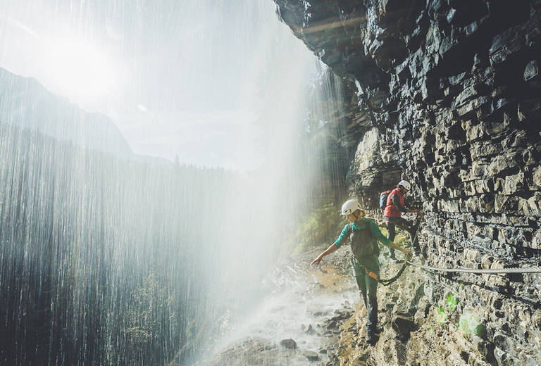  Klettern am Wasserfall