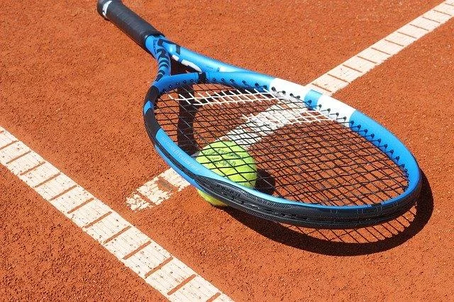  Tennis